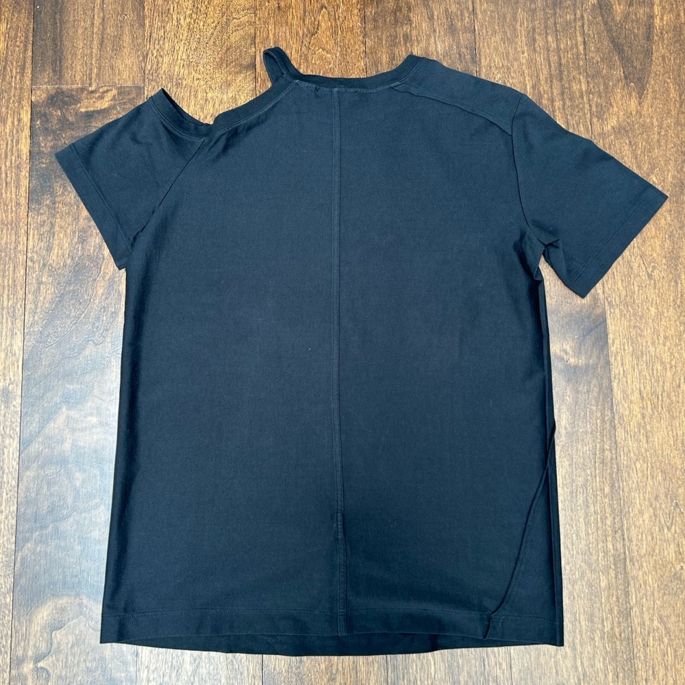 Helmut Lang deconstructed cold shoulder top. Size S. Black. - Picture 6 of 7